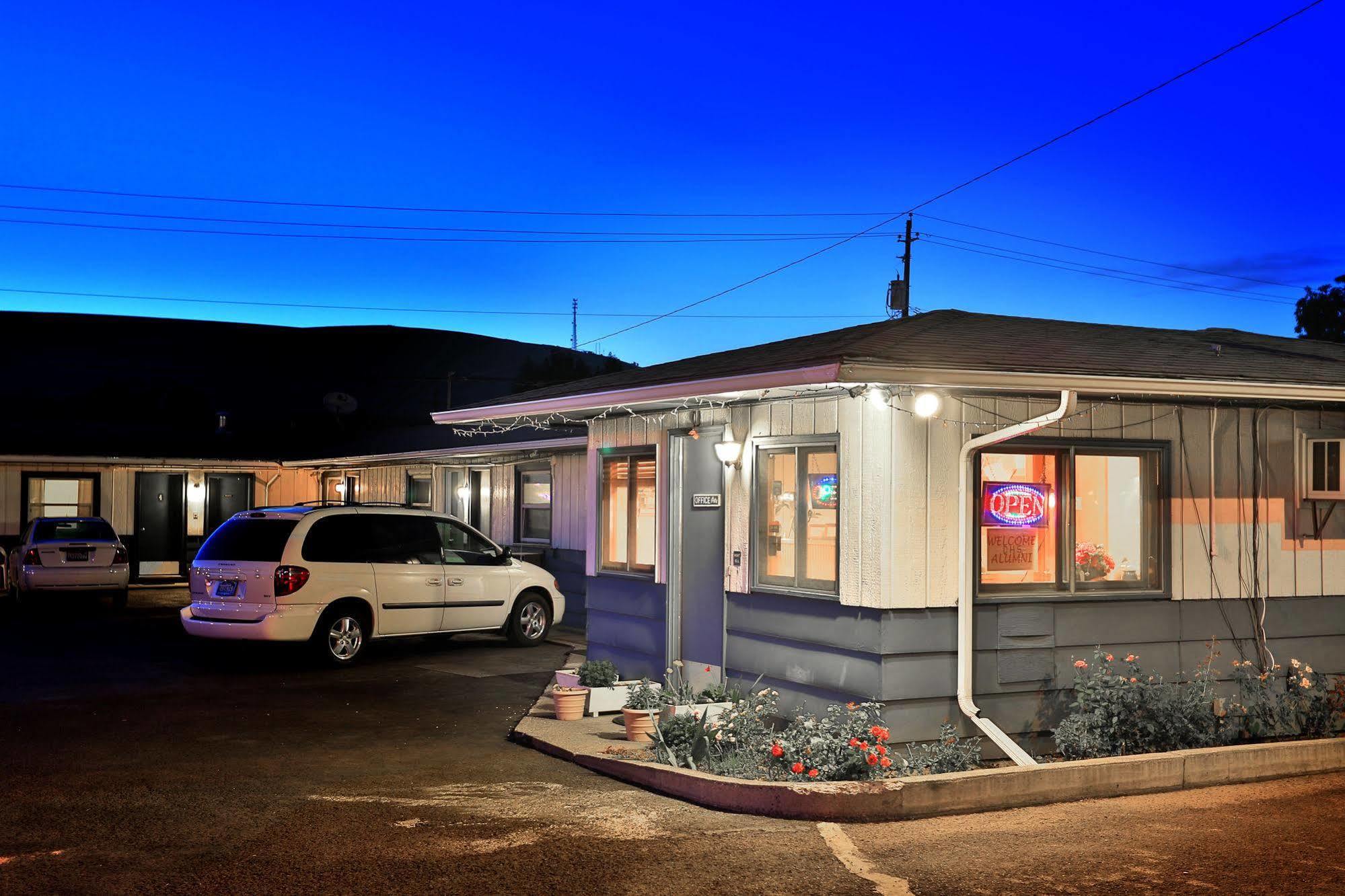 Blue Mountain Motel Dayton エクステリア 写真
