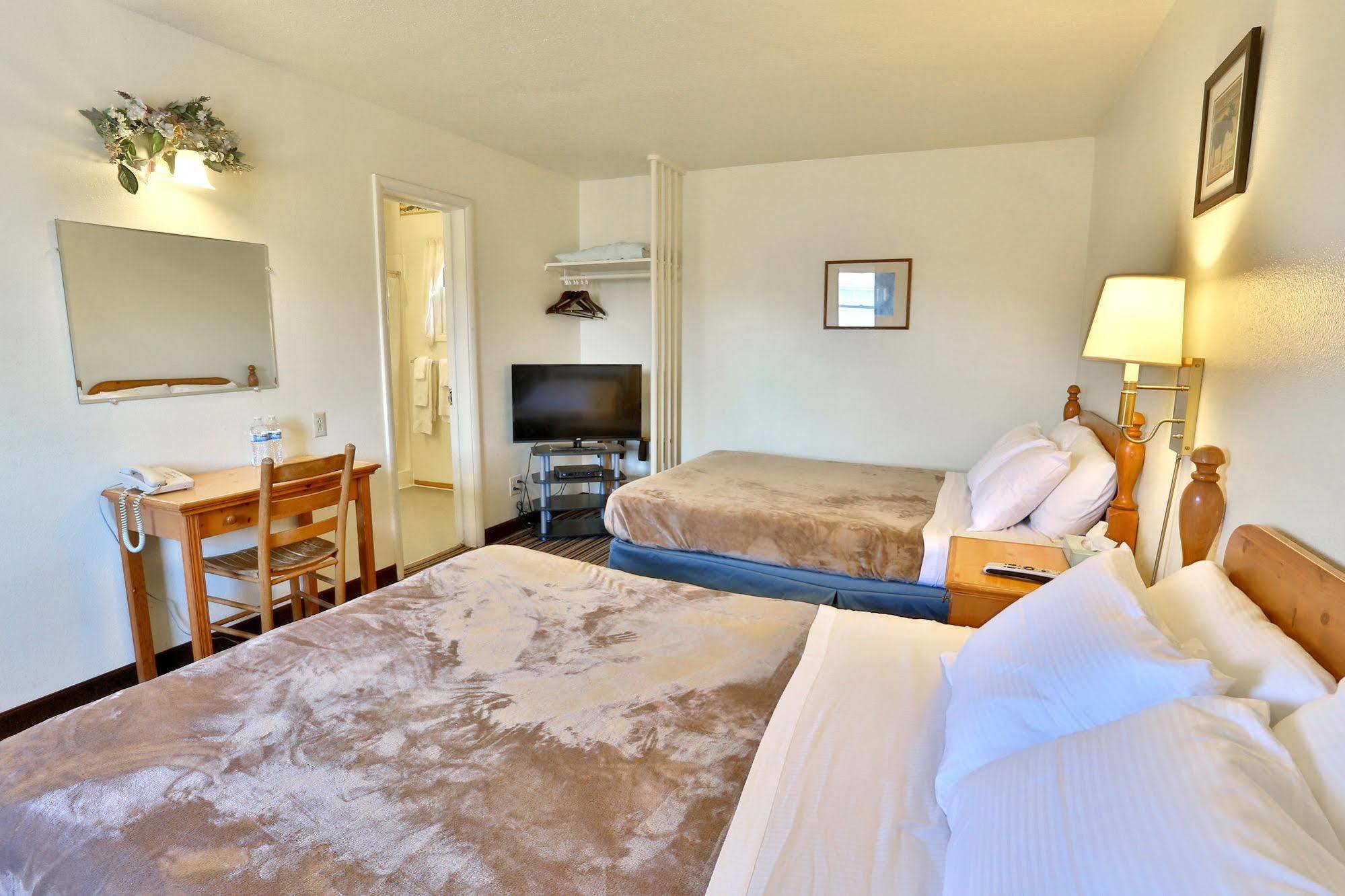 Blue Mountain Motel Dayton エクステリア 写真